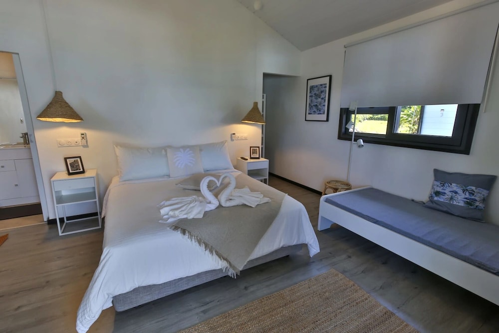 Luxury Villa, Kitchenette, Sea View photo 1