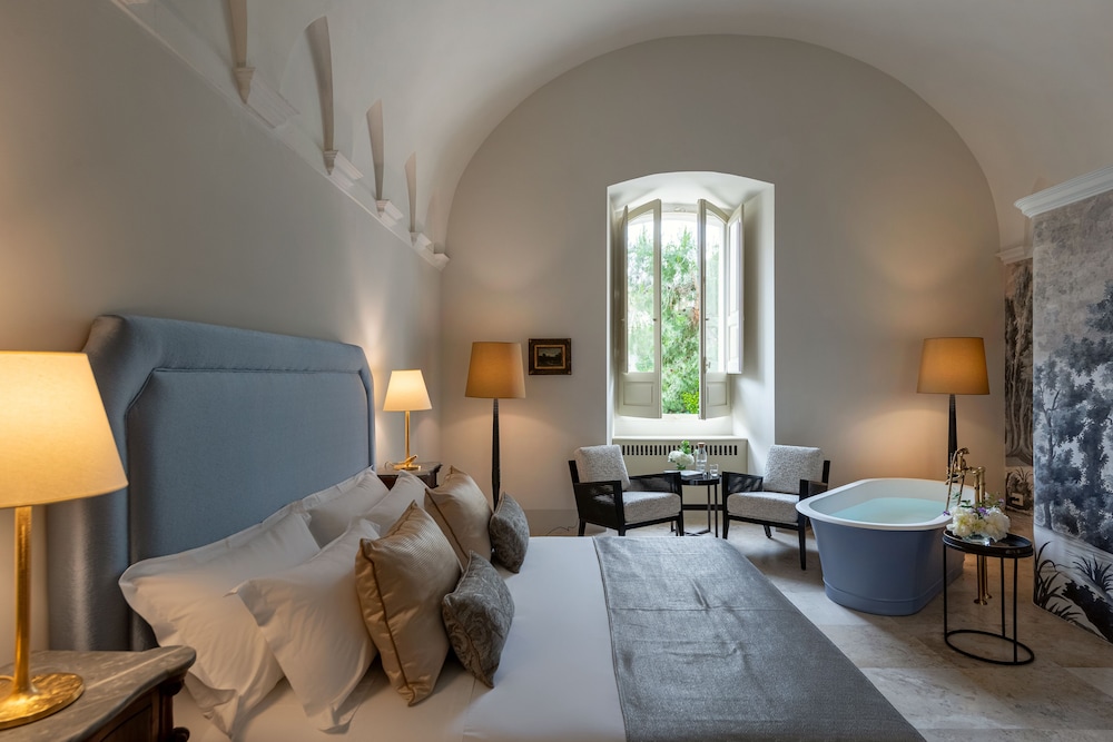 Deluxe Room, Garden View