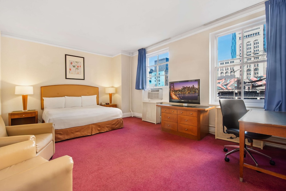 Studio, 1 King Bed, Accessible, Non Smoking - Photo 1