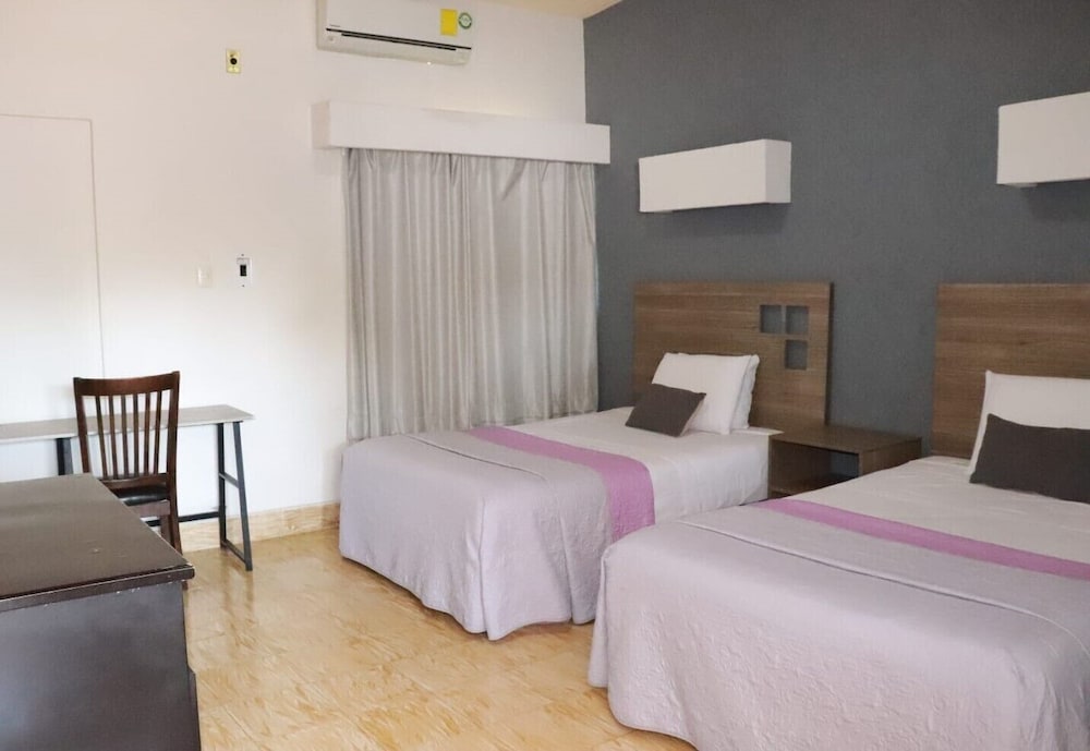 Signature Double Room, 2 Double Beds photo 1
