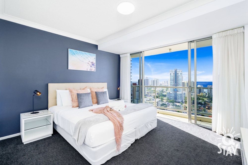 Executive Apartment, 3 Bedrooms - Photo 1