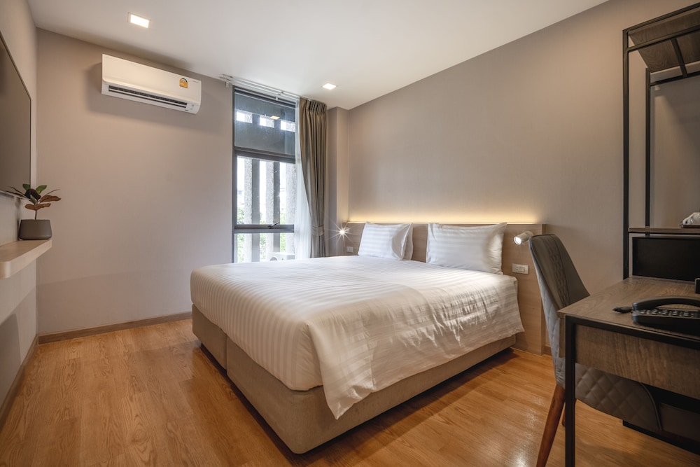 Standard Double Room photo 2