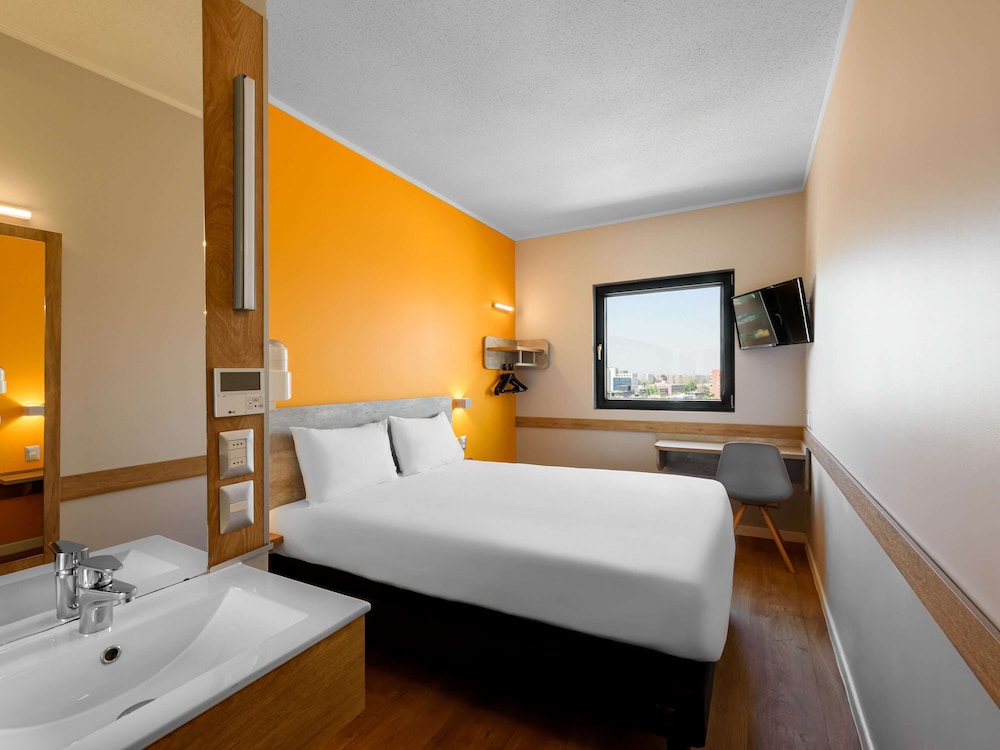 Superior Room, 1 Double Bed (Spacious) - Photo 2