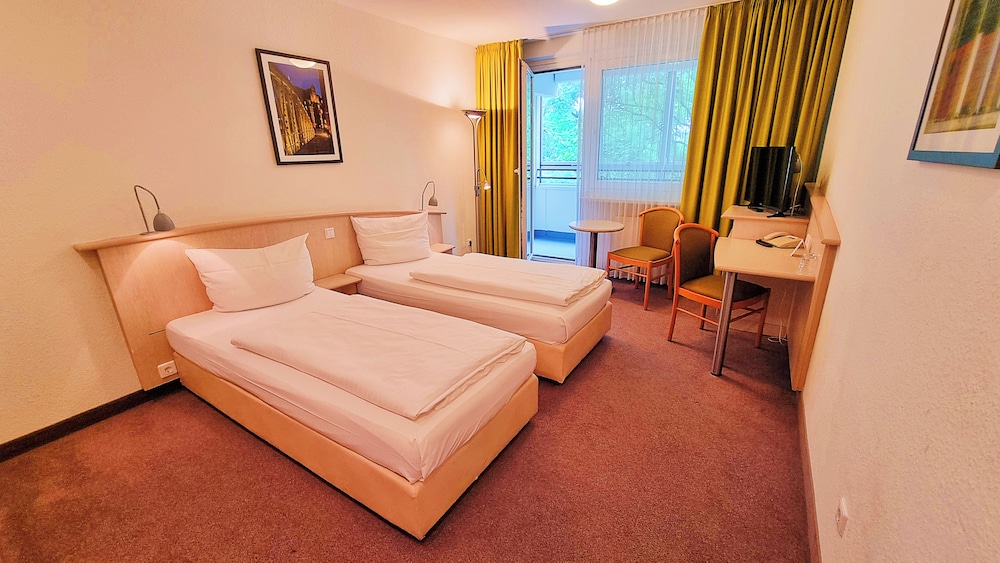 Double Room, Balcony - Photo 4