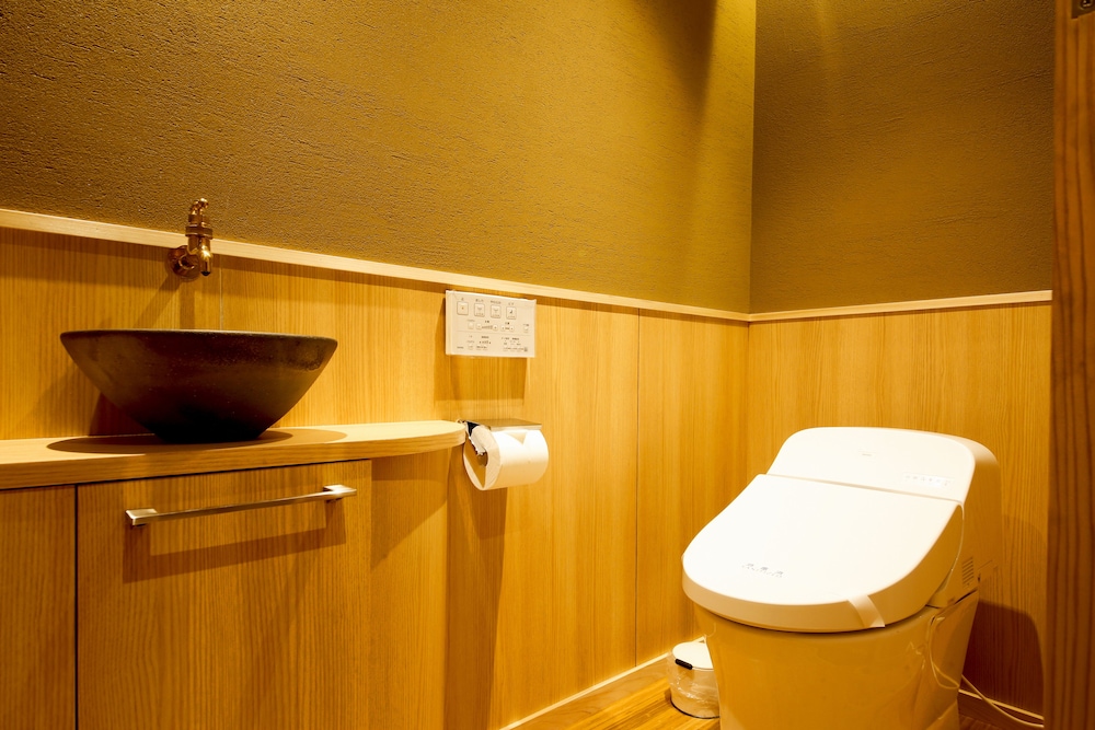 Mountain Side Standard Japanese-Style Room with Hinoki Bath, Non Smoking photo 2