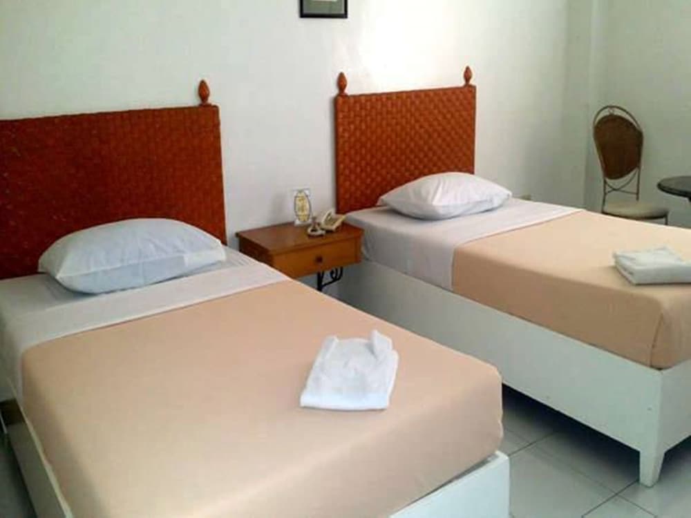 Standard Room photo 2