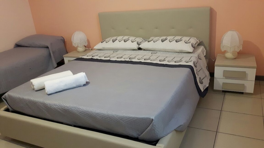 Deluxe Triple Room, 2 Bedrooms, Sea View photo 1