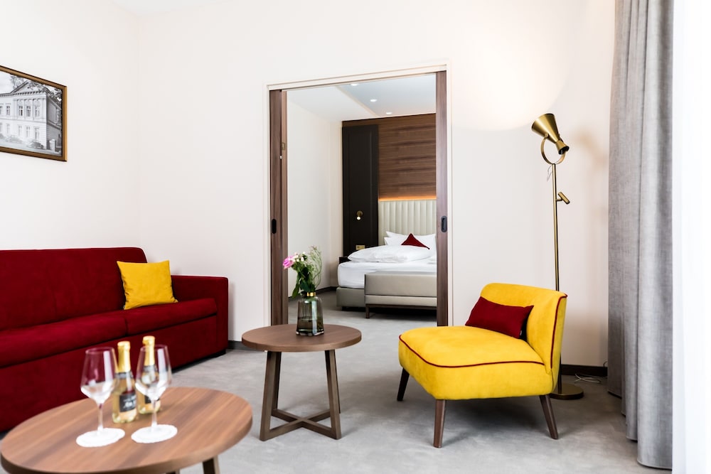 Deluxe Suite