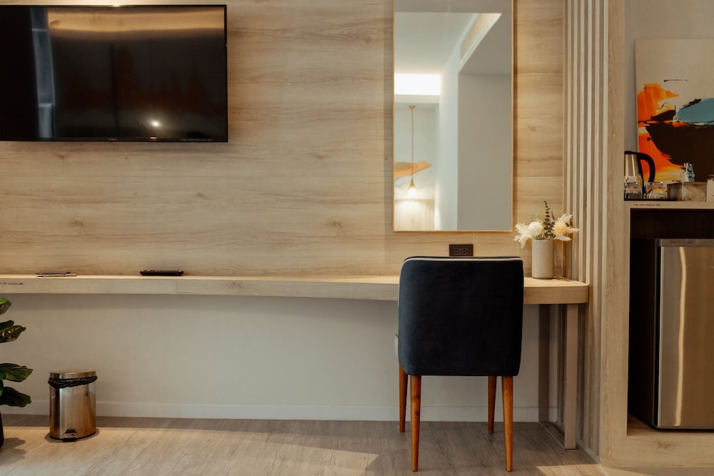 Executive Double Room - Photo 9