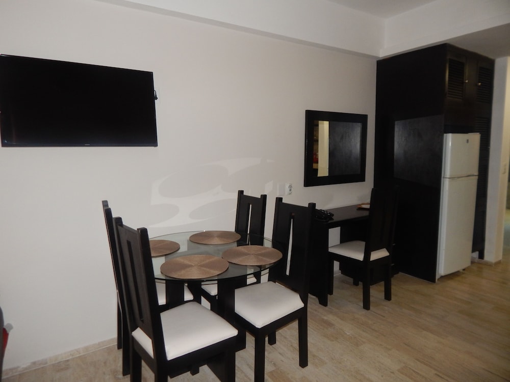 Family Suite, Balcony photo 3