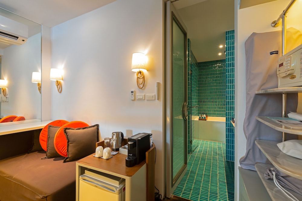 Ocean Suite - Photo 3