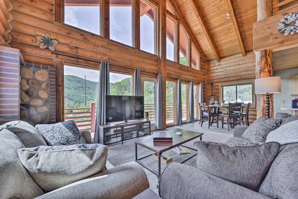House (4 Bedrooms) photo 1