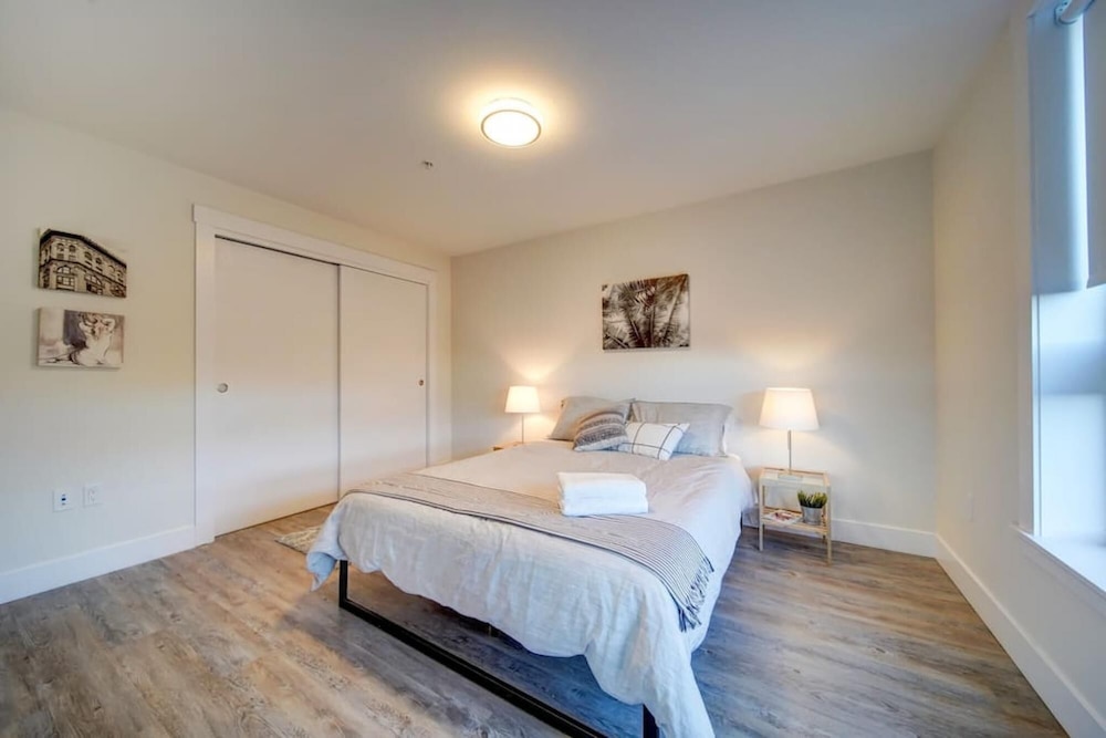 Ocean Bay New Luxury Condo Slps-5 w Prk Coffee AC, Kuva 28