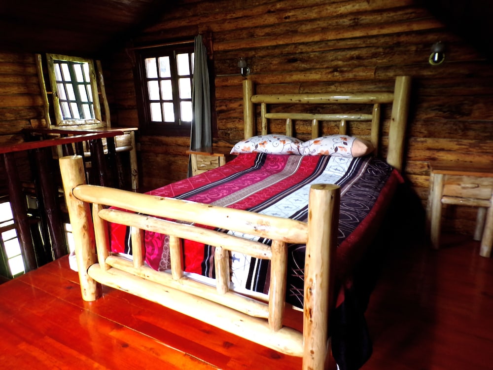 Family Duplex, 2 Bedrooms, Fireplace, Mountainside photo 1