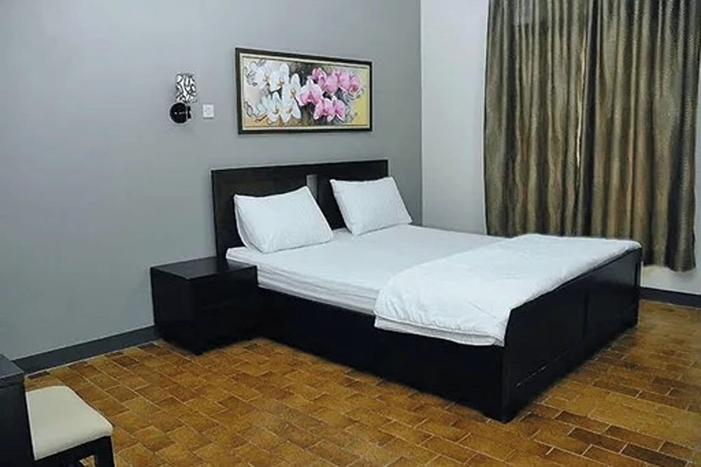 House, 4 Bedrooms