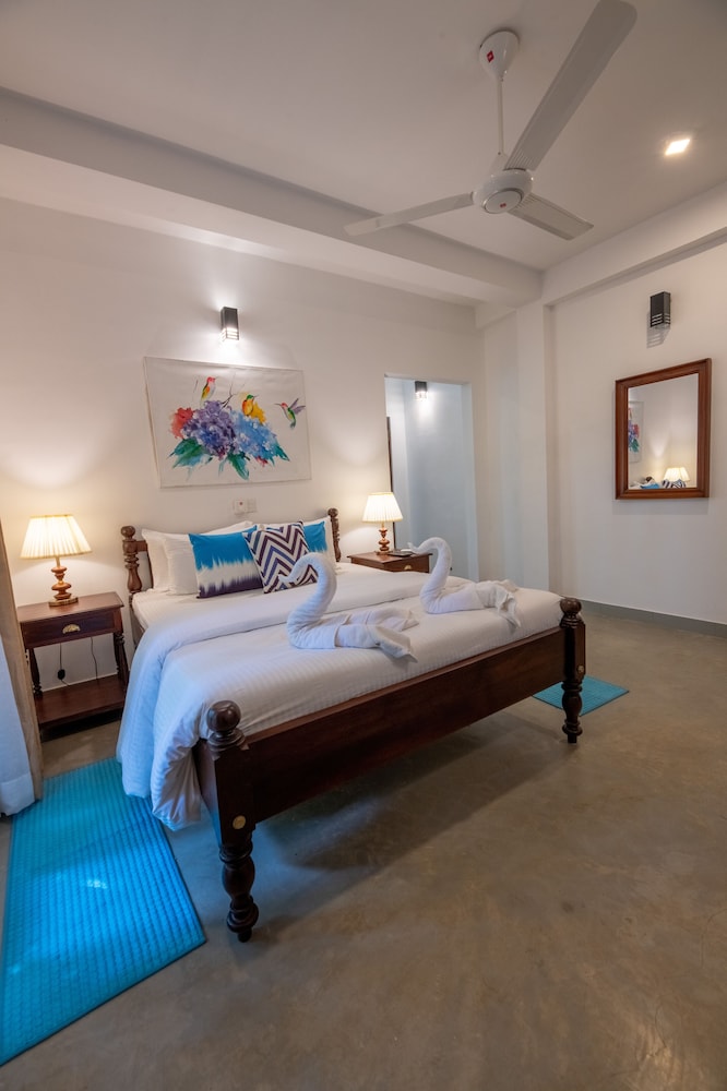 Deluxe Double Room, 1 Queen Bed, Garden View photo 3