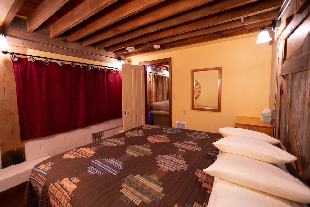 Suite (Buffalo Bill Suite) photo 3
