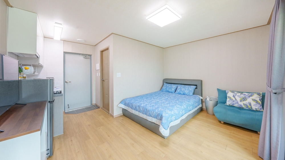 Basic Room, 1 Bedroom (203) photo 3
