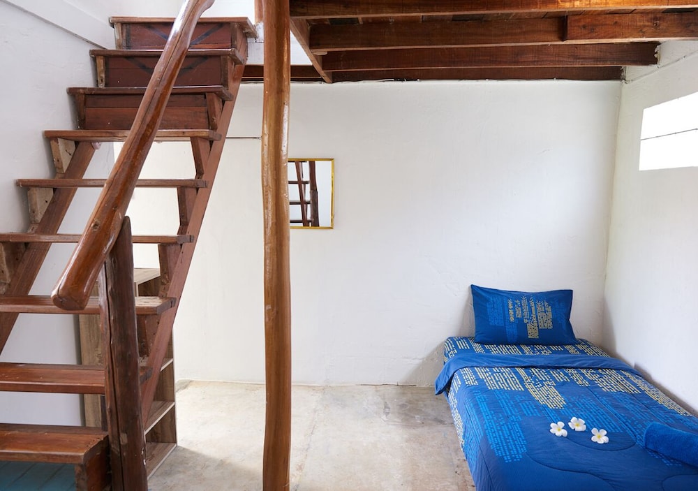 Basic Apartment, 2 Bedrooms, Garden View photo 2
