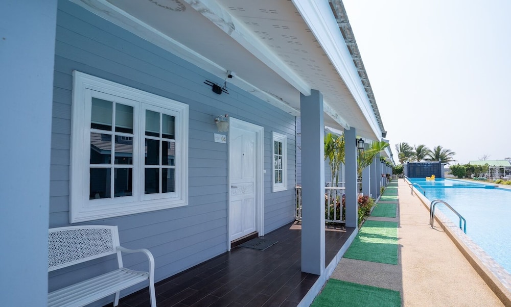 Superior Villa, Pool Access - Photo 8