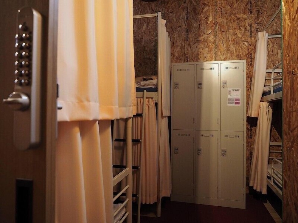 Standard Room, 6 Bedrooms, Non Smoking photo 1