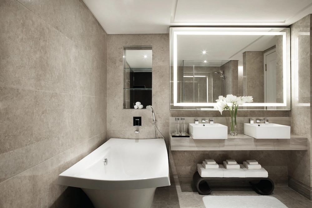 Executive Suite, 1 King Bed