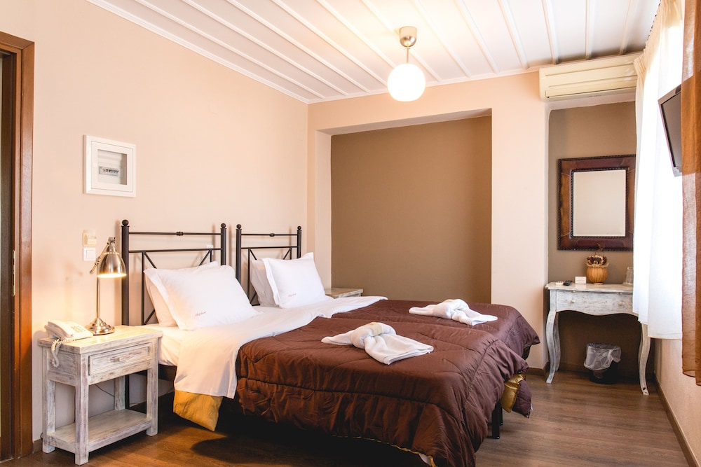 Standard Room photo 3