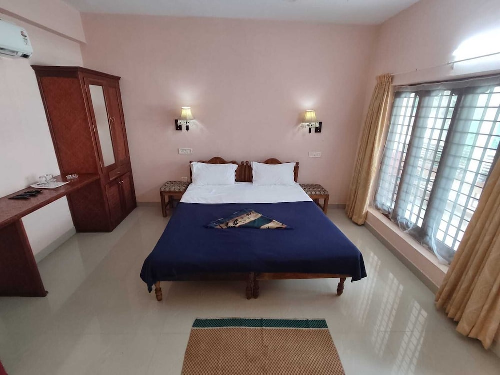 Deluxe Single Room, Balcony, Garden View