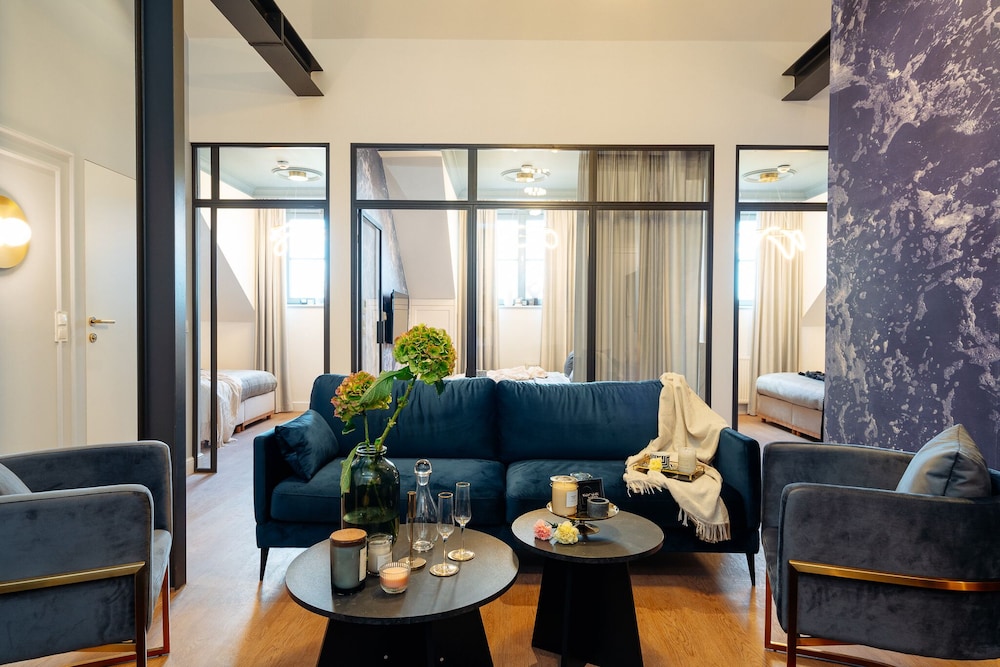 Elite Penthouse
