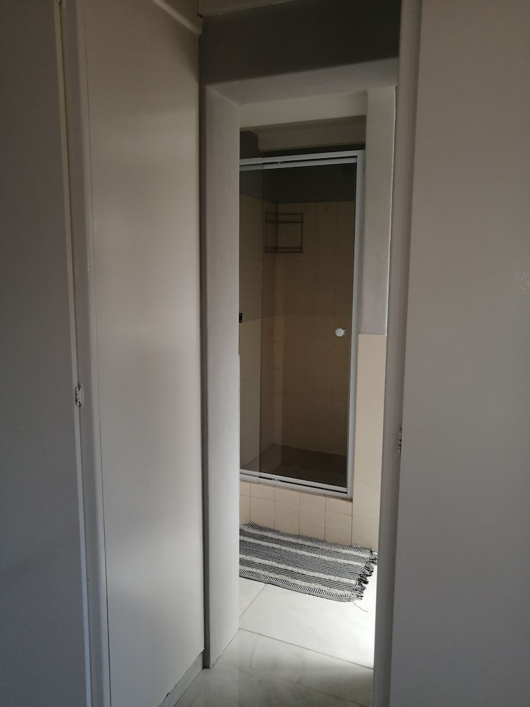 House, 2 Bedrooms, Garden View photo 3