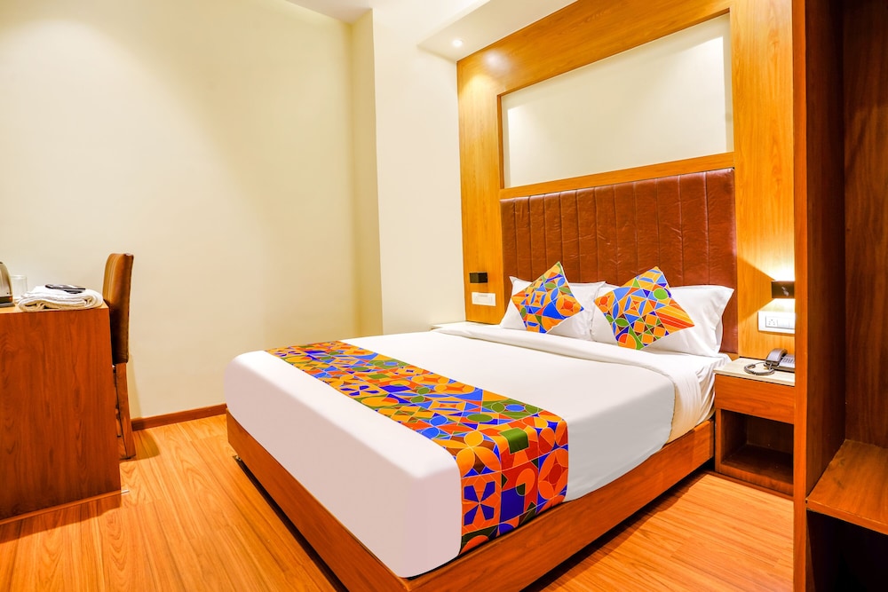 Deluxe Room - Photo 1