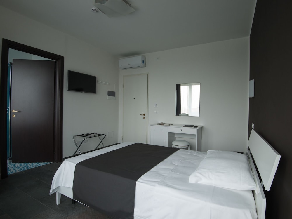 Deluxe Single Room photo 2