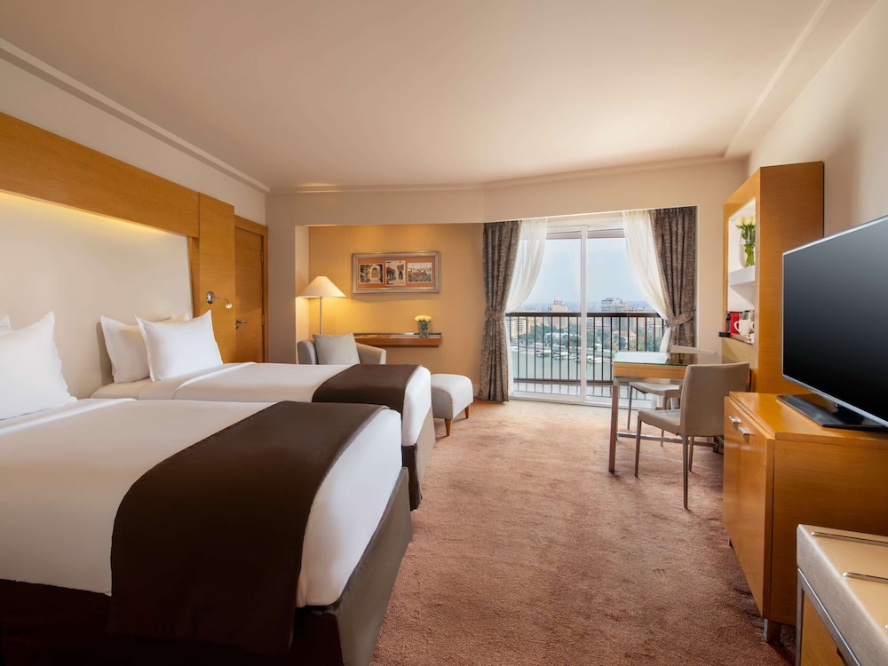 Luxury Twin Room, 2 Twin Beds, Club Lounge Access (Nile View)