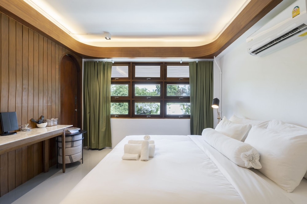 Four-Bedroom Pool Villa - Photo 40