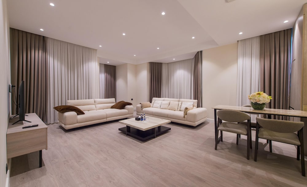 Deluxe Apartment, 2 Bedrooms, Garden Area