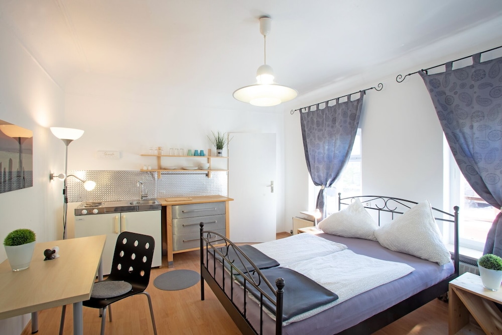 Studio, Private Bathroom (Dreibettzimmer)