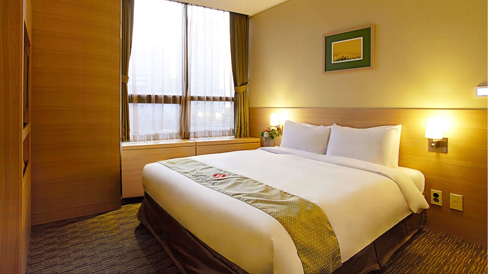 [Early Bird] Standard Double Room - Non-Refundable (1 reschedule is allowed)