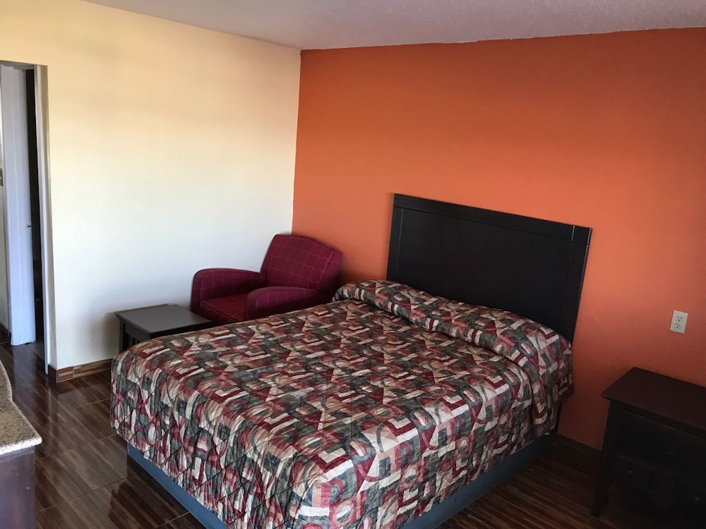 Room, 1 Queen Bed, Non Smoking photo 1