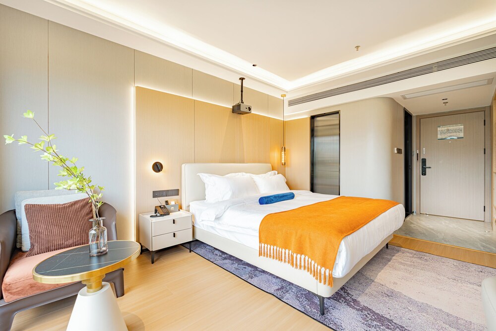 Business Double Room, City View photo 3