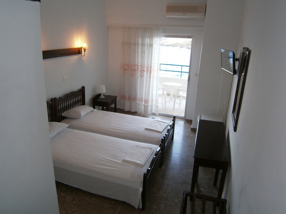 Twin Room, Sea View photo 2