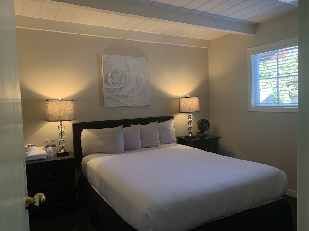 Superior Room, Multiple Beds photo 2