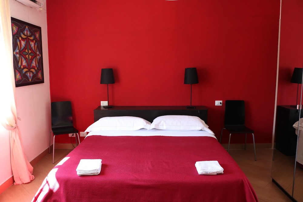 Comfort Studio Suite, 1 Bedroom, Kitchenette, Garden Area photo 2