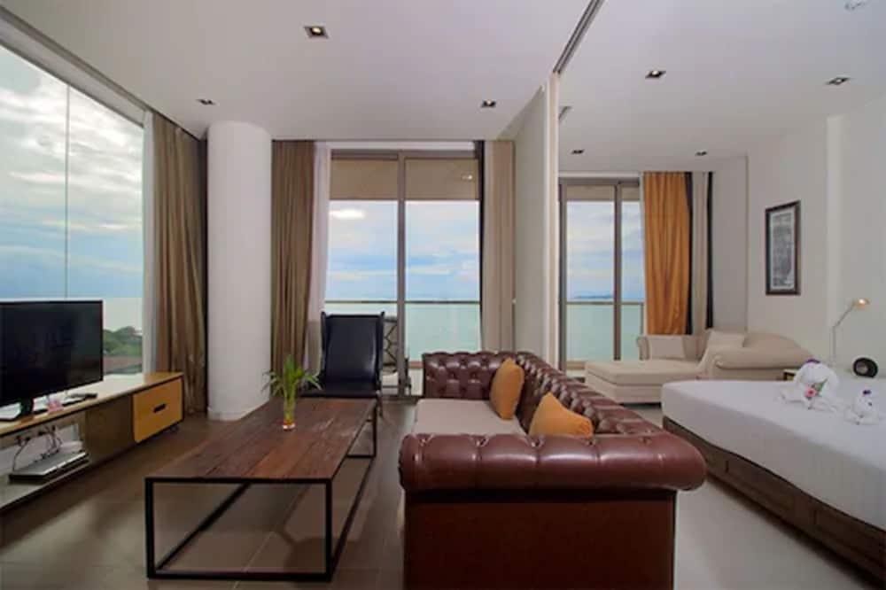 Family Suite thumbnail 6