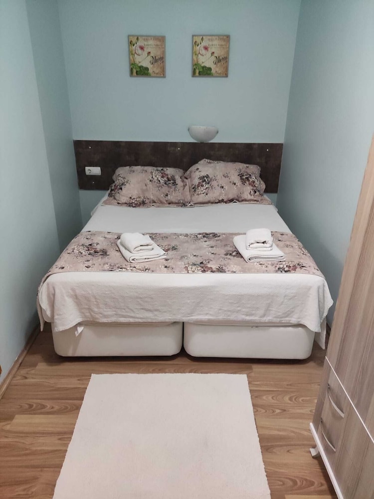 Standard Triple Room photo 3