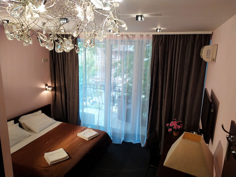 Deluxe Double Room, Courtyard View
