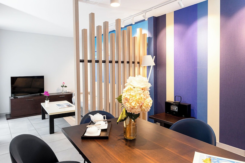 Design Apartment, Terrace, City View - Photo 9