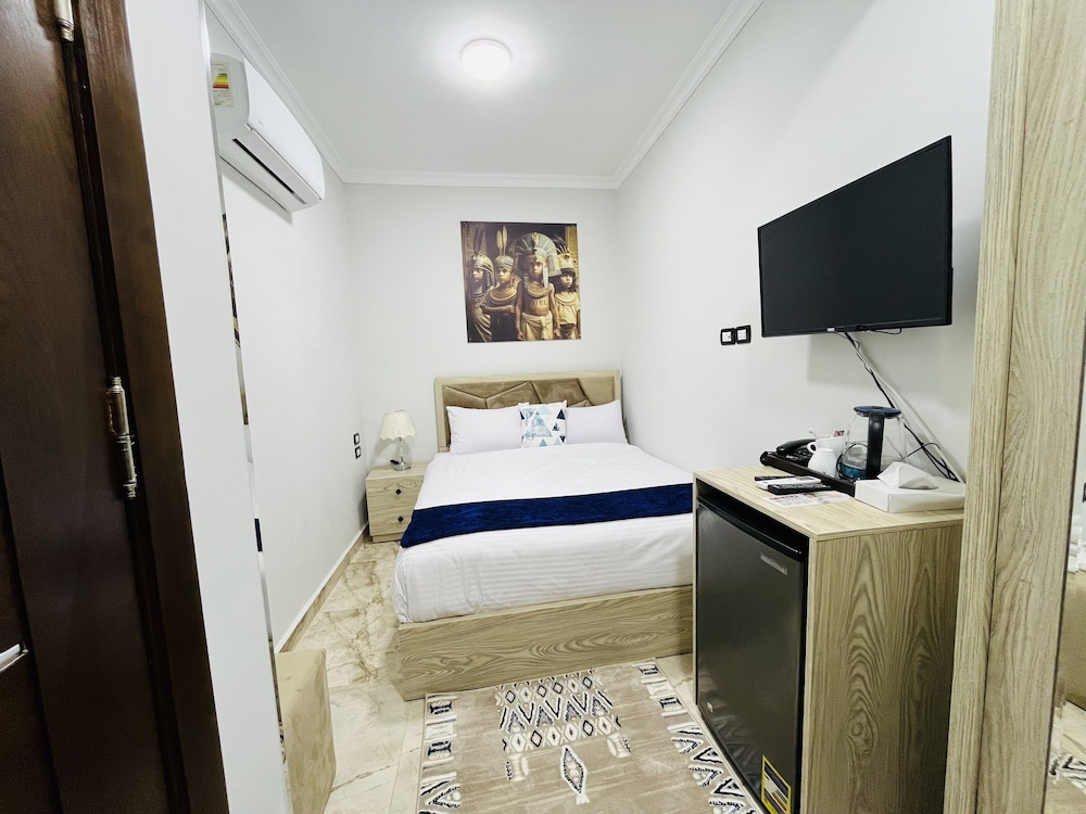 Economy Double Room photo 3
