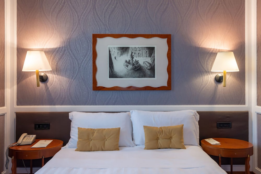 Classic Room (Small) - Photo 11