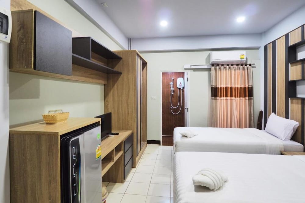 Superior Twin Room - Photo 4
