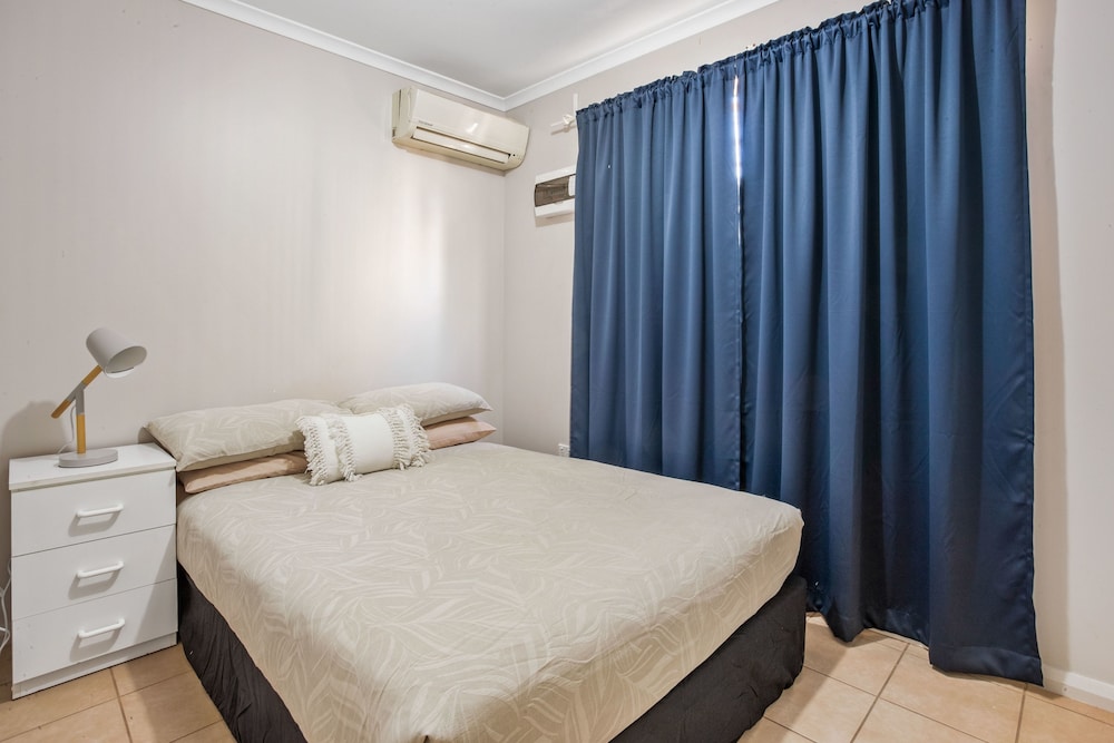Family Cabin, 2 Bedrooms (Park Home) photo 1